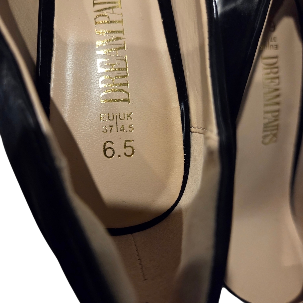 Elegant Dream Pairs Black and Silver Rhinestone Pumps with Bow Detail - Picture 5 of 9